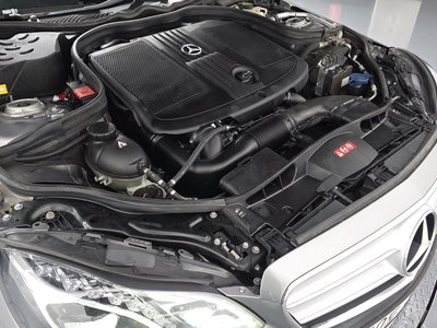 MERCEDES-BENZ E-CLASS - 7