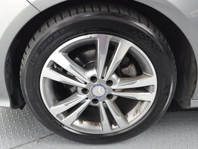 MERCEDES-BENZ E-CLASS - 6