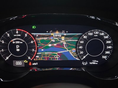 BENTLEY BENTAYGA - 8