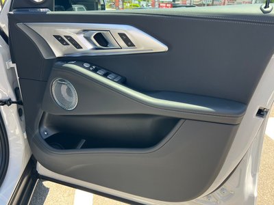 2024 BMW XM thumbnail 19