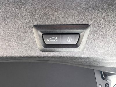 2024 BMW XM thumbnail 50