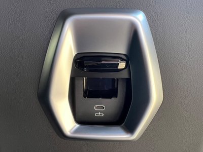 2024 BMW XM thumbnail 40