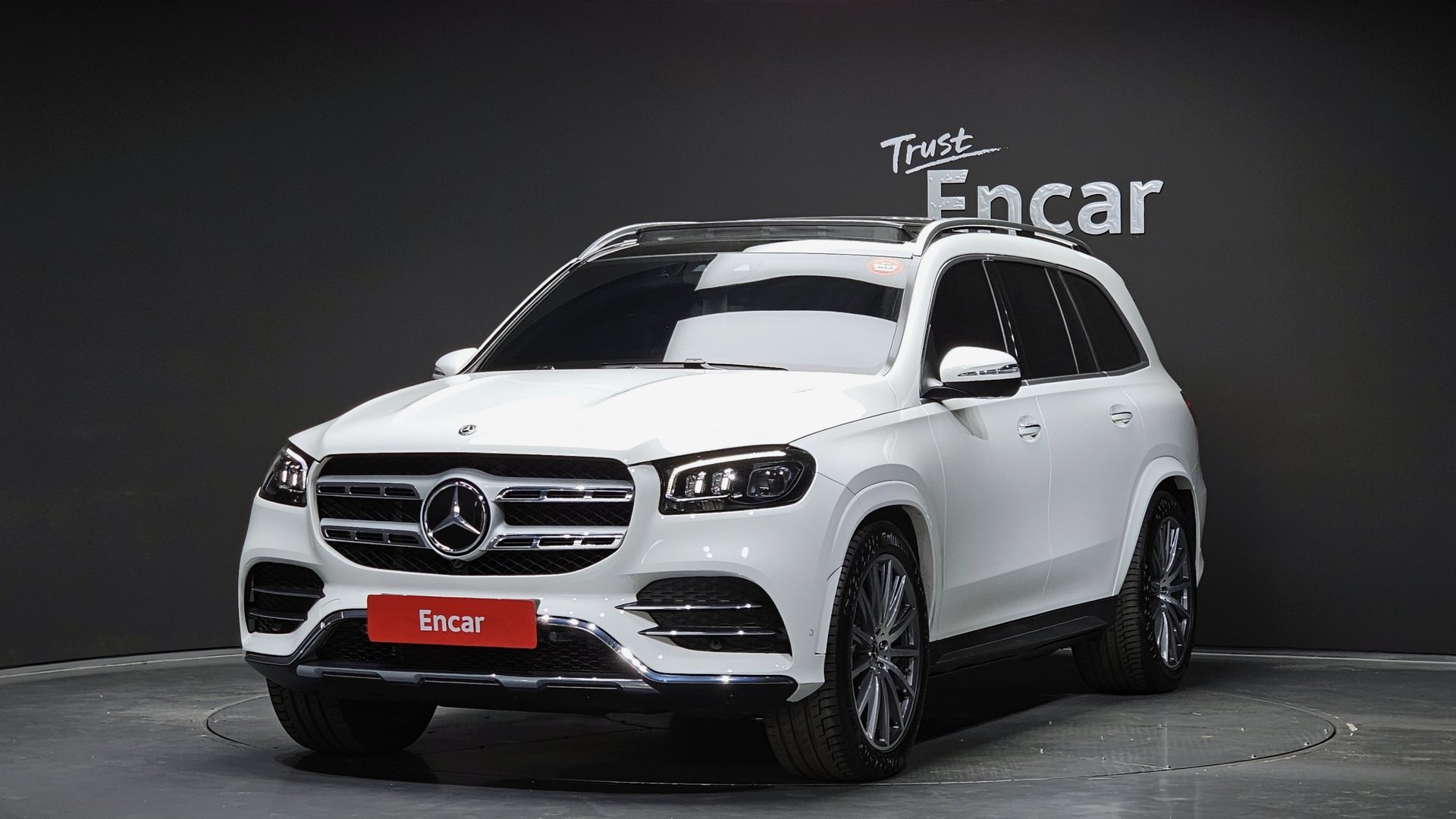 MERCEDES-BENZ GLS - View 1