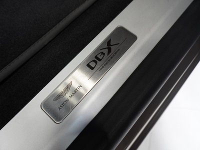 2023 Aston Martin DBX — миниатюра 51