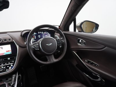 2023 Aston Martin DBX — миниатюра 55