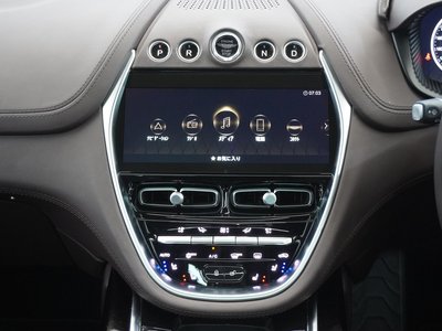 2023 Aston Martin DBX — миниатюра 57