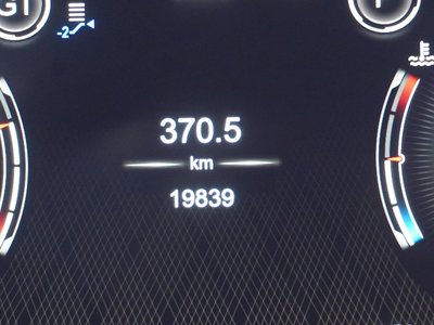2023 Aston Martin DBX — миниатюра 31