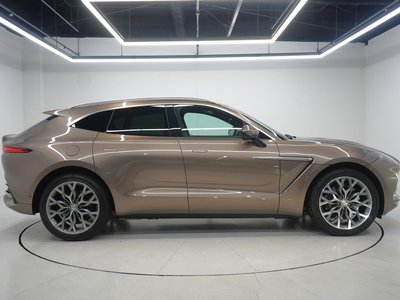 2023 Aston Martin DBX 照片 4