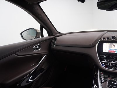 2023 Aston Martin DBX — миниатюра 56