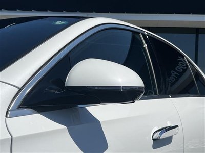 MERCEDES-BENZ E-CLASS - 8