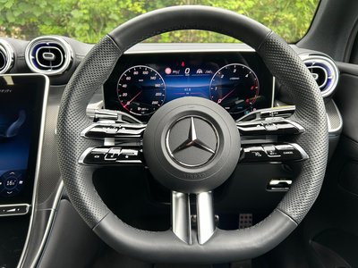 2025 Mercedes-BENZ GLC — миниатюра 18