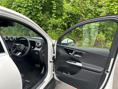 2025 Mercedes-BENZ GLC — миниатюра 14