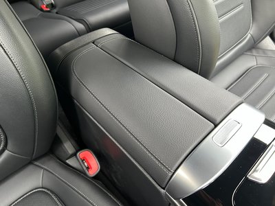 2025 Mercedes-BENZ GLC — миниатюра 30