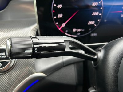 2025 Mercedes-BENZ GLC — миниатюра 21