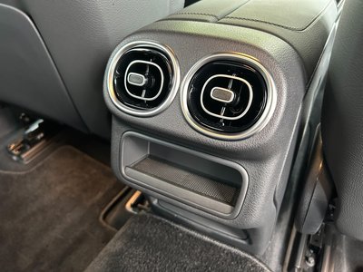 2025 Mercedes-BENZ GLC — миниатюра 32