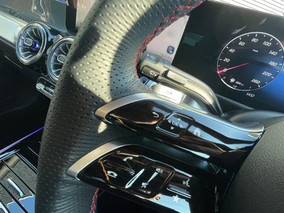 MERCEDES-BENZ GLB - 6