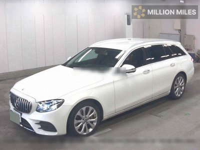 MERCEDES-BENZ E-CLASS - 4