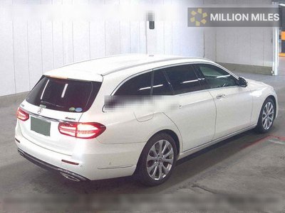 MERCEDES-BENZ E-CLASS - 5