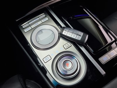 GENESIS G80 (RG3) - 9