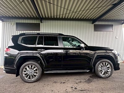 TOYOTA LAND CRUISER 300 - 3