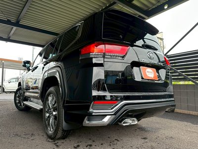 TOYOTA LAND CRUISER 300 - 2