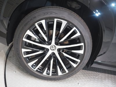 2023 Lexus RZ thumbnail 21