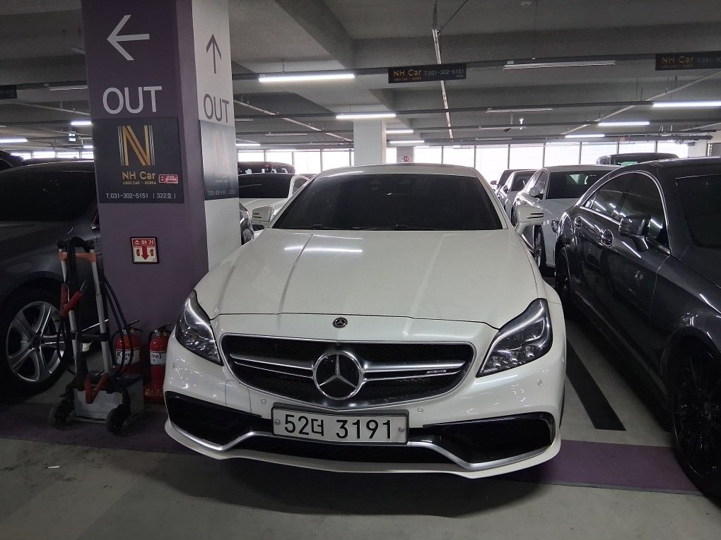 MERCEDES-BENZ CLS - View 1