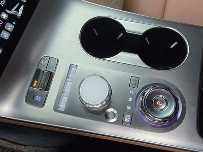 2025 Genesis GV70 缩略图 12