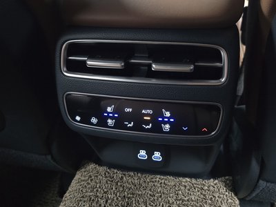 2025 Genesis GV70 缩略图 30
