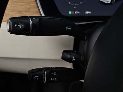 2019 Tesla MODEL X — миниатюра 30