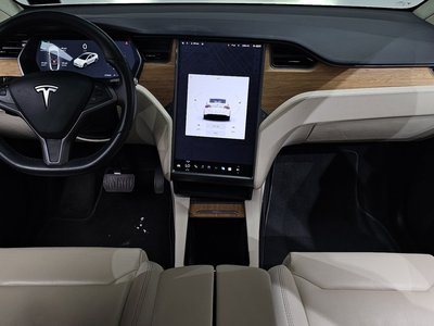 2019 Tesla MODEL X — фото 5