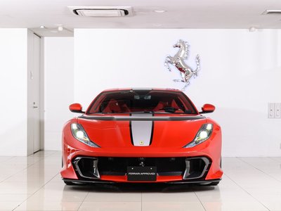 FERRARI 812 - 8