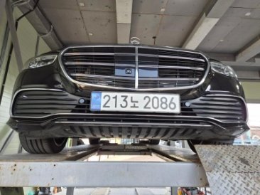 MERCEDES-BENZ S-CLASS - View 1