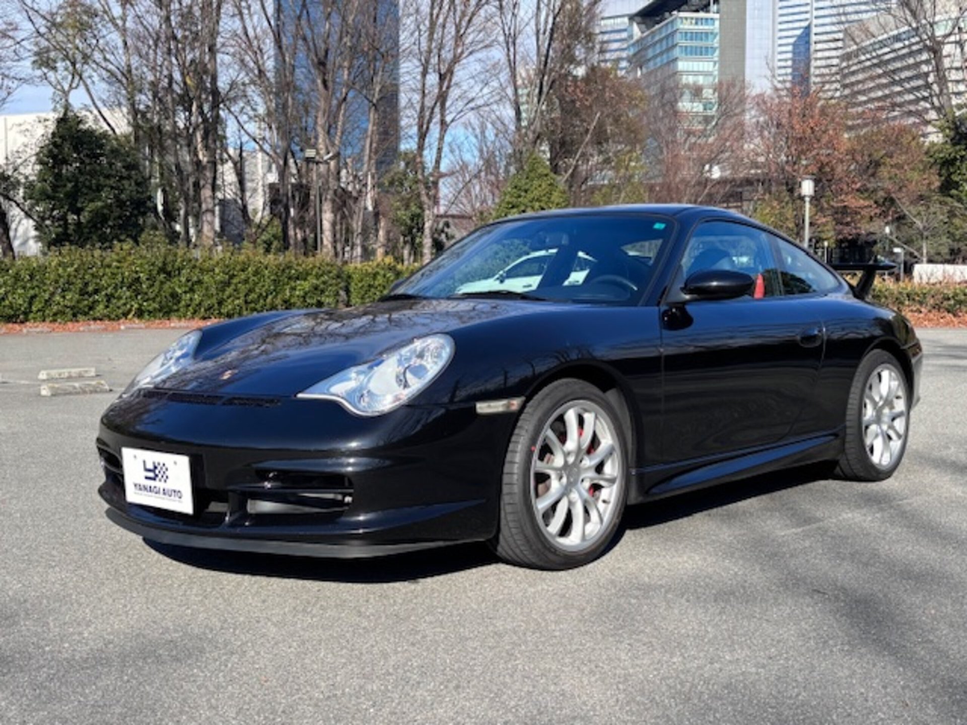 PORSCHE 911 - View 1