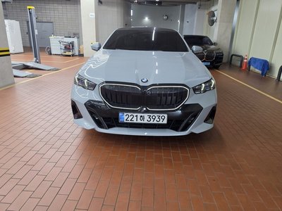 2024 BMW 5 SERIES 照片 5