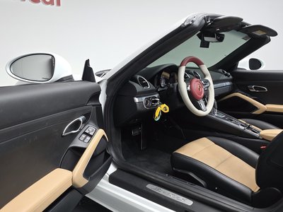 2020 Porsche 718 — миниатюра 13