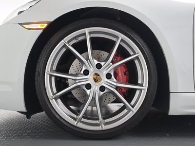 2020 Porsche 718 photo 6