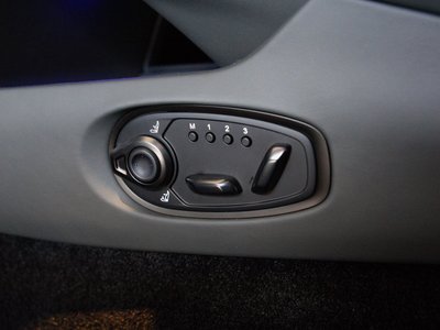 2024 Aston Martin DB12 照片 21