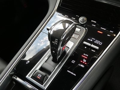 2020 Porsche PANAMERA 缩略图 16