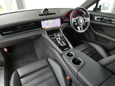2020 Porsche PANAMERA 照片 7