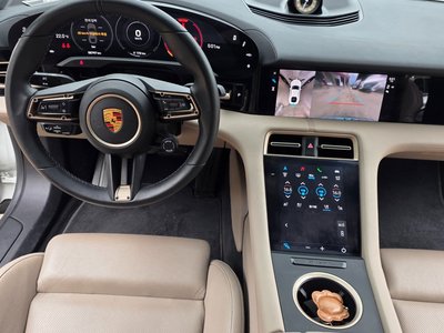 2022 Porsche TAYCAN thumbnail 15