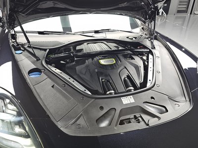 PORSCHE PANAMERA - 7