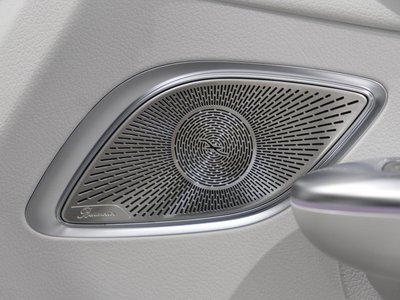 2025 Mercedes-BENZ EQE 缩略图 25