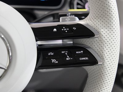 2025 Mercedes-BENZ EQE 照片 10