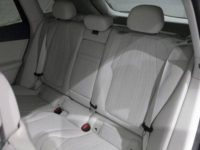 2025 Mercedes-BENZ EQE 缩略图 39