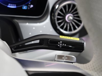 2025 Mercedes-BENZ EQE 缩略图 12
