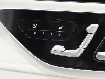 2025 Mercedes-BENZ EQE 缩略图 23