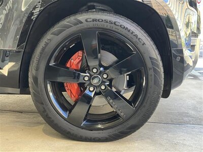 LAND ROVER DEFENDER - 4