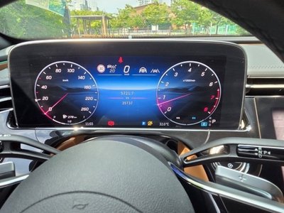 2025 Mercedes-BENZ E-CLASS — миниатюра 12