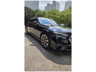 2025 Mercedes-BENZ E-CLASS 照片 5